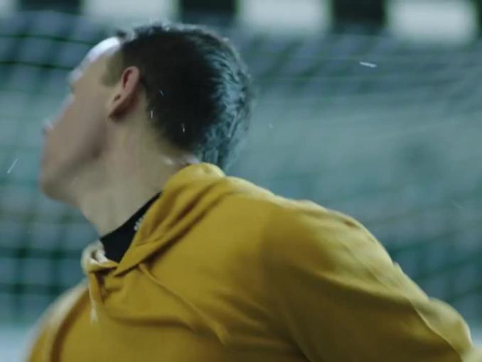 Wolność wyboru w reklamach oferty abonamentowej Virgin Mobile