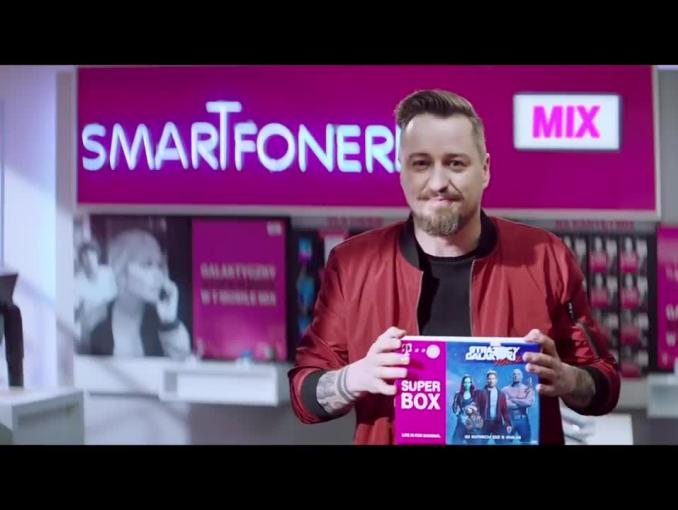 Piotr Kędzierski promuje Superbox w T-Mobile Mix