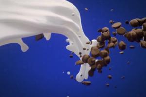 Jogurt Fantasia z czekoladą Wedel - reklama