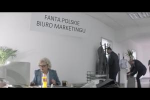 Julia Wieniawa, Adam Zdrójkowski, Marcin Dubiel i Stuu w reklamie Fanty