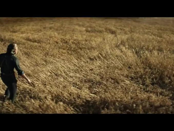 „Ciemniejsza strona Planety Warka” reklamuje piwo Warka Strong
