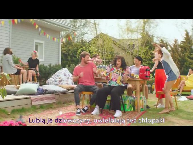 „Macarena” reklamuje „Piciopaki” w Biedronce