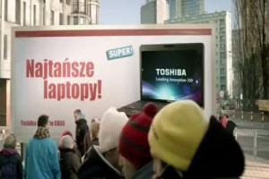 T-Mobile - reklama laptopow