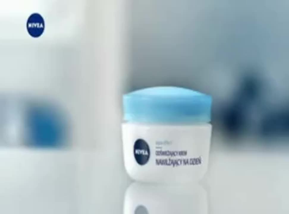 reklama Nivea Aqua Effect
