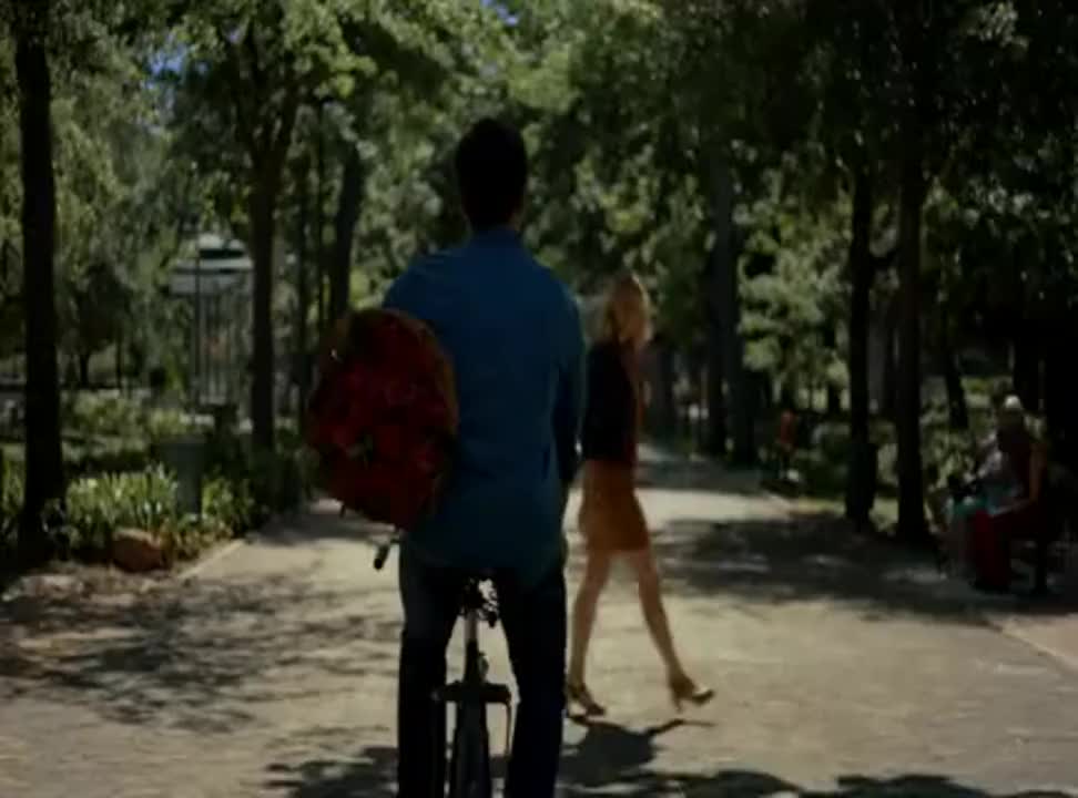 Relacje zaczynamy od uśmiechu - reklam Nordea Banku Polska 