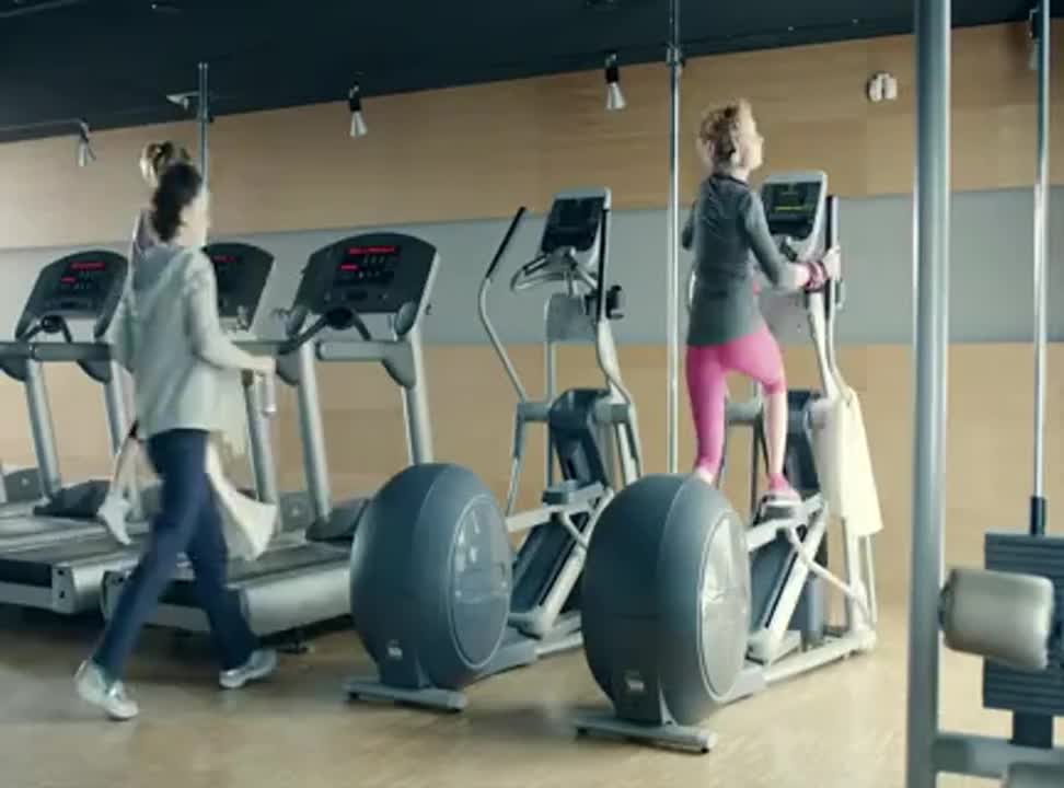 Kulesza i Kluźniak na siłowni reklamują konto w ING Banku Śląskim