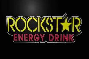 Rockstar Energy Drink reklamowany jako nowy wymiar energii