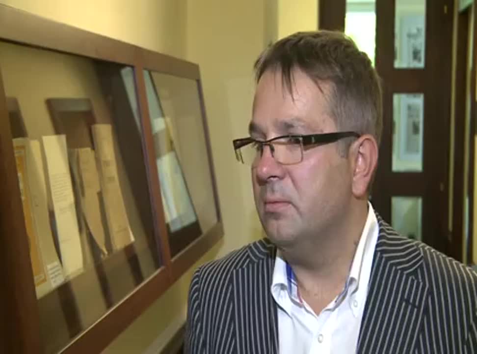 Ministerstwo Zdrowia wycofuje się z planów doprecyzowania zakazu reklamy aptek