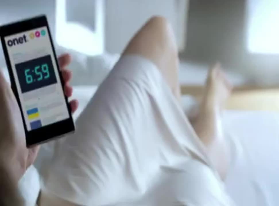 "Non stop" w reklamie Onetu