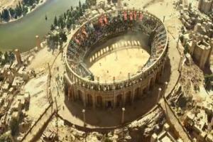 Walka w Koloseum reklamuje Samsung Curved UHD TV