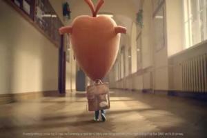 Serce i Rozum wolą tablet zamiast zeszytu w reklamie Orange