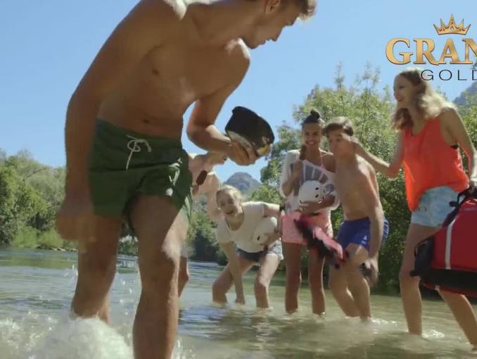 Koralove selfie reklamuje lody Koral