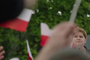 Obywatele decydują - spot PiS z Beatą Szydło przed referendum