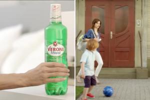 Podwójny dzień w reklamie Veroni Mineral Pure i Perle