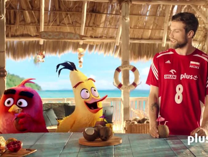 Andrzej Wrona z „Angry Birds” na Bahamach reklamuje „Wściekłe 5 GB” w Plusie