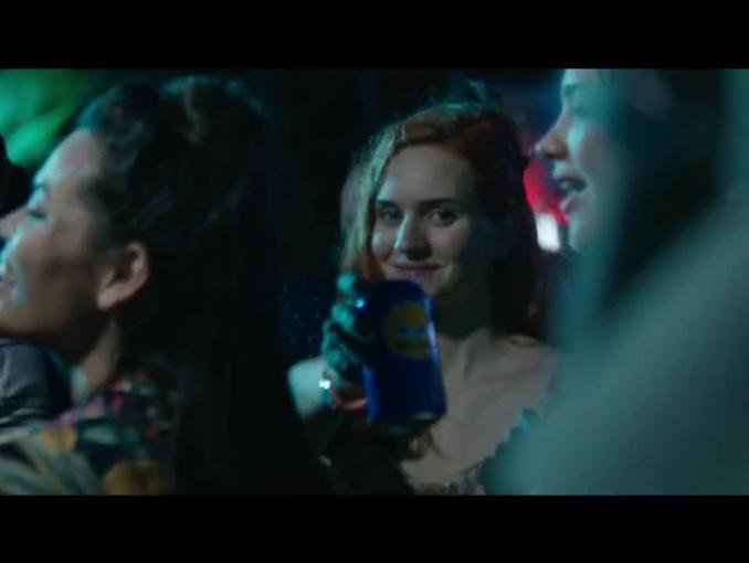 "Lato jest chwilą. Wyraź to!" - reklama Pepsi