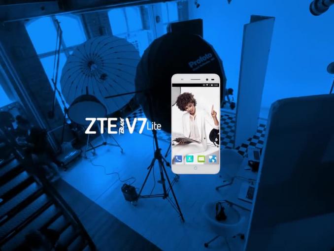 Omenaa Mensah z „papilarną rewolucją” reklamuje ZTE Blade V7 Lite