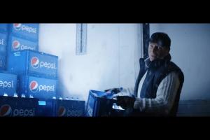 Zimowe "wyzwanie smaku" reklamuje Pepsi