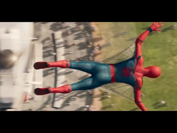 Spiderman z Szymonem Majewskim w spocie Plus
