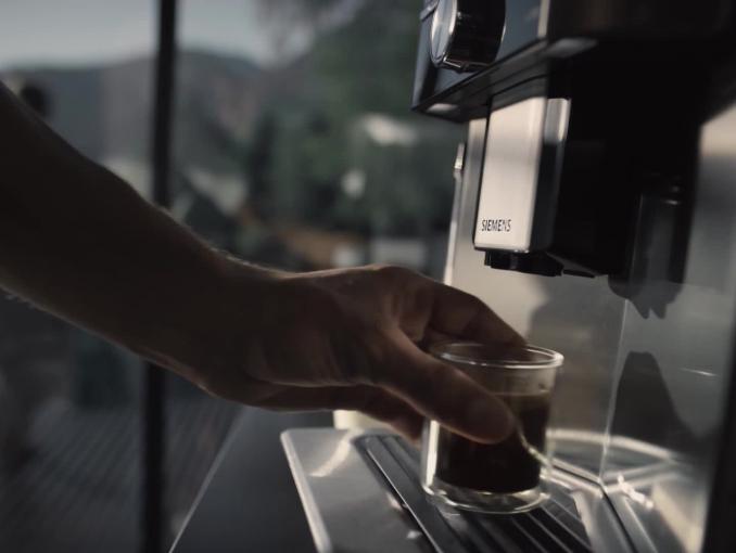 Siemens - automatyczny ekspres do kawy EQ