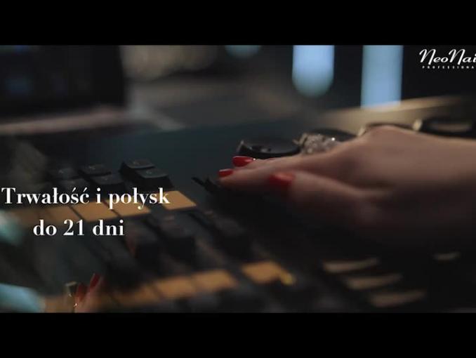 Kasia Sokołowska i Dawid Woliński reklamują NeoNail