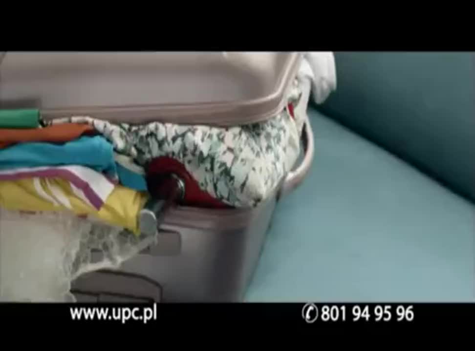 Podwójna Pakosińska reklamuje UPC Phone