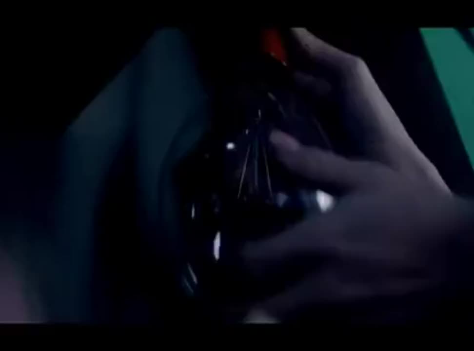 Basia z nowym chłopakiem reklamuje świąteczną ofertę Plusa