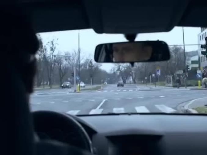 „…nie odchodź, żyj!” - spot o bezpieczeństwie pieszych na drogach
