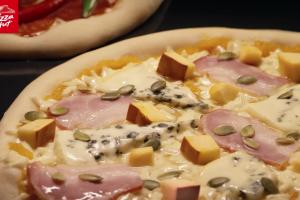 „Poznaj nowe menu sezonowe” - reklama Pizza Hut